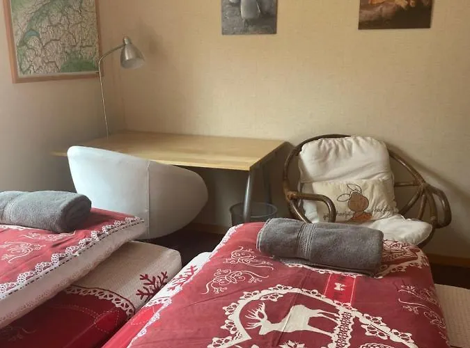 דירה Ideally Located 3.5 Flat