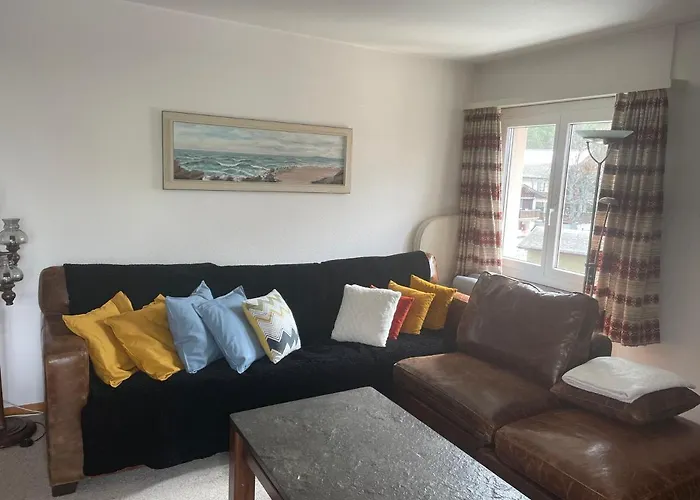 Ideally Located 3.5 Flat דירה *