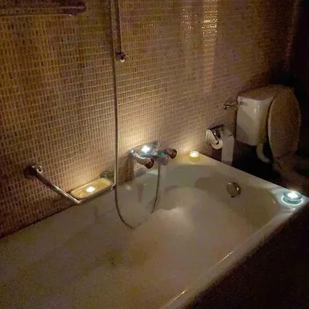 Apartment Ideally Located 3.5 Flat *