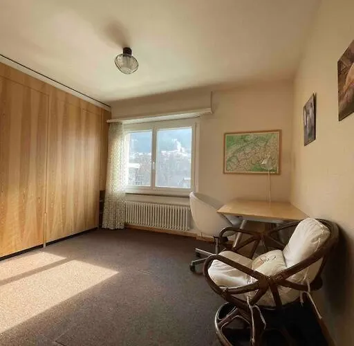 Lägenhet Ideally Located 3.5 Flat